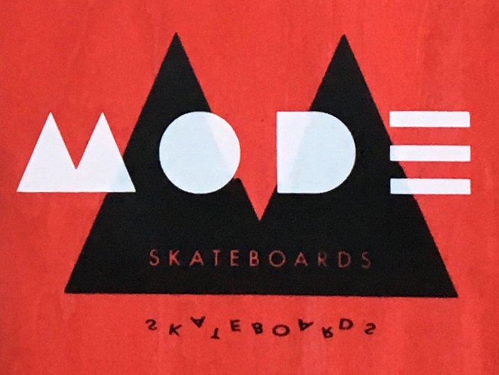 File:Mode Deco Deck Top (Red) 2019-03.jpg