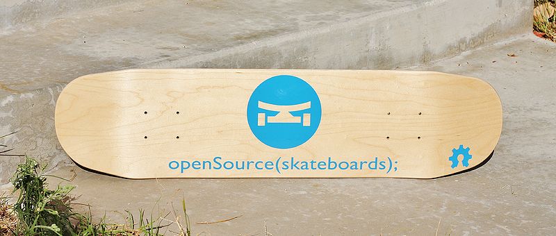File:Open Source Freestyle Hybrid Deck Top.jpg