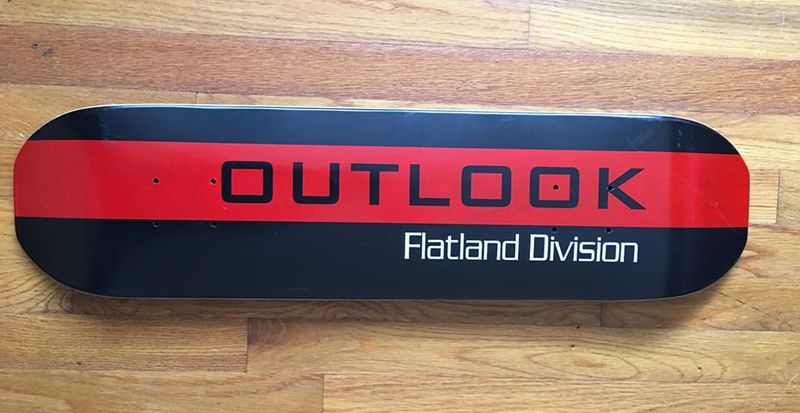 File:OutLook Flatland Deck (Black).jpg