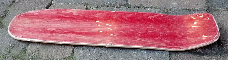 File:Capital Mullen Freestyle Throwback Deck (Top Angle).jpg