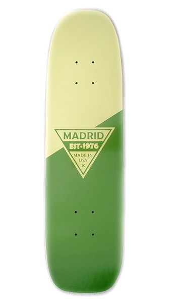 File:Madrid Gold Green Freestyle Deck.jpg
